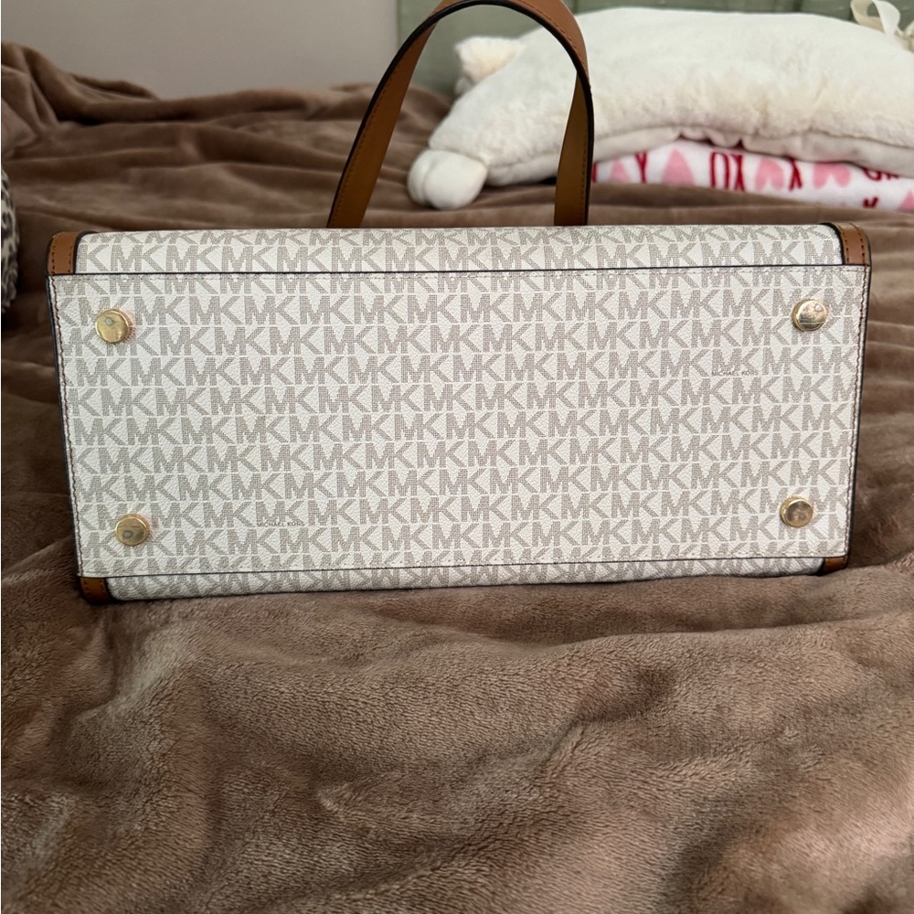 Michael Kors Brown and Cream Tote Bag - Picture 6 of 10